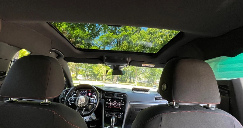 Volkswagen Golf cena 57500 przebieg: 81964, rok produkcji 2017 z Dębica małe 121
